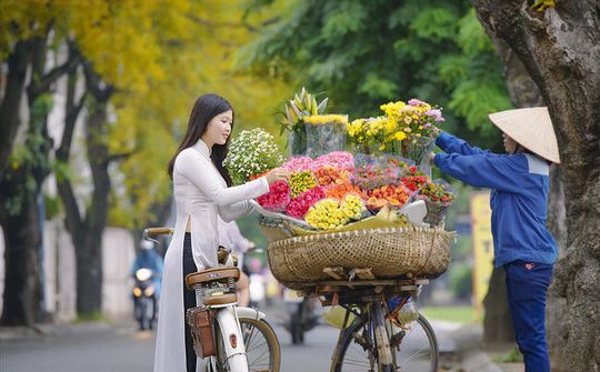 Dự báo thời tiết 21/10: Hà Nội ấm lên, Sài Gòn nguy cơ ngập