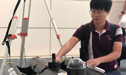 Người Việt chế tạo thành công tàu khảo sát biển không người lái