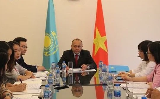 Tăng cường hợp tác giữa các doanh nghiệp Việt Nam và Kazakhstan