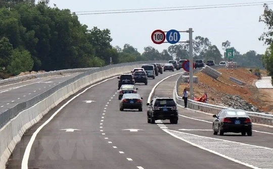 Bộ GTVT cho thu phí trở lại cao tốc 34.000 tỷ Đà Nẵng - Quảng Ngãi