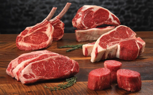 Thịt bò ngoại giá rẻ lấn át hàng nội