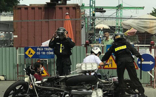 Hải Phòng: Làm nhiệm vụ, 1 chiến sĩ cảnh sát cơ động bị đâm gãy chân 