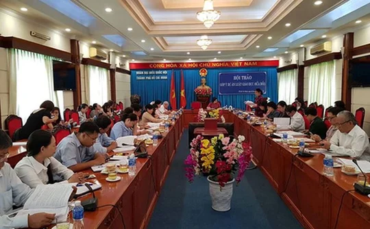 Nên bỏ quy định hiệu trưởng không phải là nhà giáo