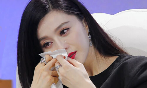 Nhận án phạt 3.000 tỷ vì trốn thuế, Phạm Băng Băng viết tâm thư xin lỗi 