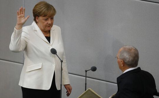 Thủ tướng Đức Angela Merkel tuyên bố từ chức vào năm 2021