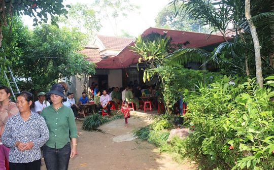 Bức thư tuyệt mệnh hé lộ nguyên nhân bi kịch khiến 2 mẹ con treo cổ tự tử ở Hà Tĩnh