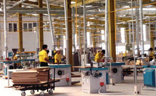 Vẫn còn nhiều việc phải làm để tránh “bẫy thu nhập trung bình”