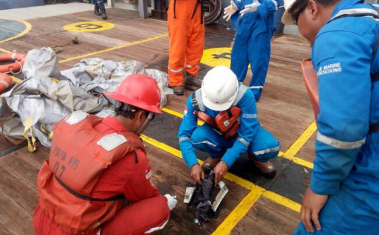 Indonesia: Nỗ lực tìm kiếm cứu nạn máy bay JT610 rơi xuống biển