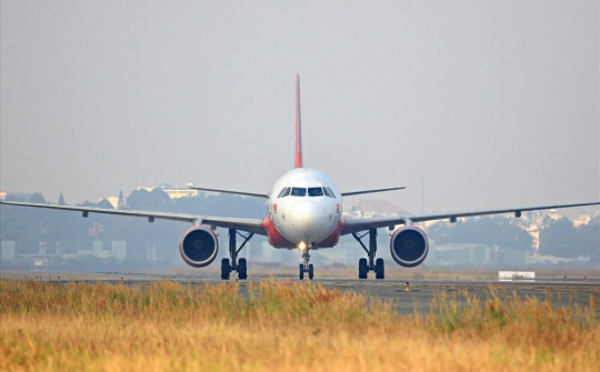 Vietjet Air tổ chức chuyến bay cứu trợ nạn nhân động đất, sóng thần tại Indonesia 