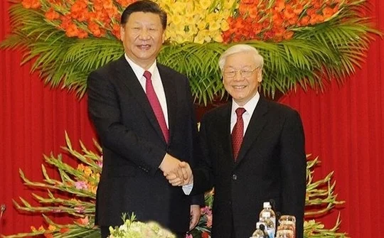 Top Vietnamese leaders extend congratulations to China on National Day