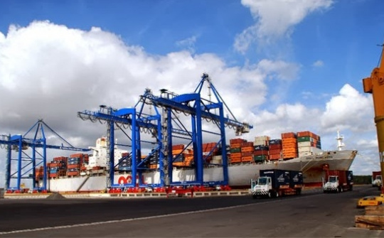 Vietnam enjoys US$5.39 billion trade surplus in nine months