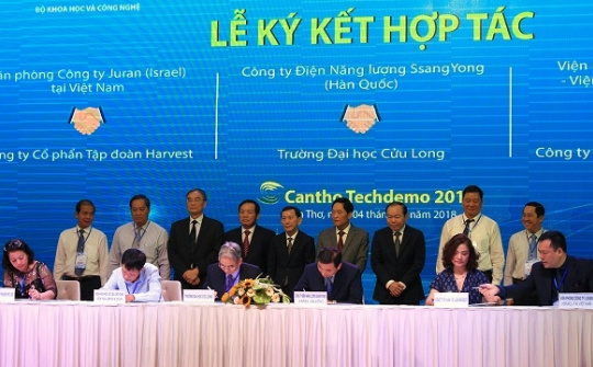 International tech demonstration event opens in Can Tho