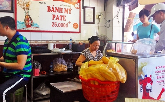 Pho Hue street bread – An unforgettable taste of Hanoi