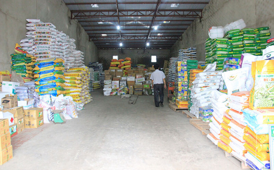 Tiền Giang trả lời về xử lý ô nhiễm do cháy kho vật tư nông nghiệp