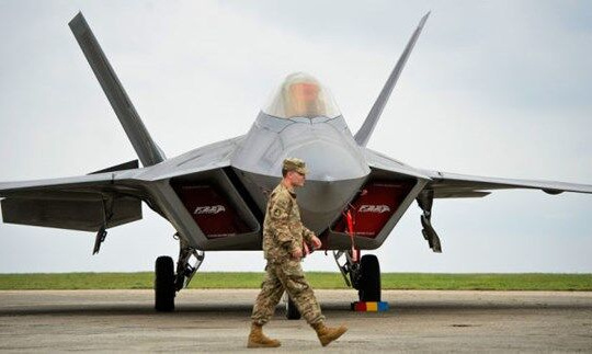 F-22 Raptor – Con bài đối phó S-300 của Mỹ tại Syria?