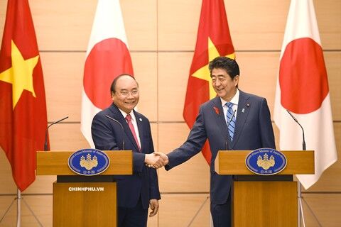 Thủ tướng Việt Nam và Nhật Bản họp báo chung