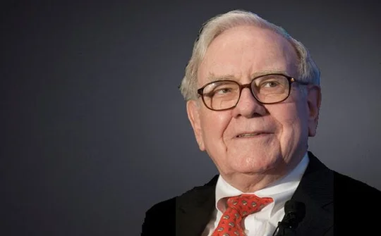 Tỷ phú Warren Buffett: 11 tuổi chơi cổ phiếu, lên trung học đã mở doanh nghiệp riêng