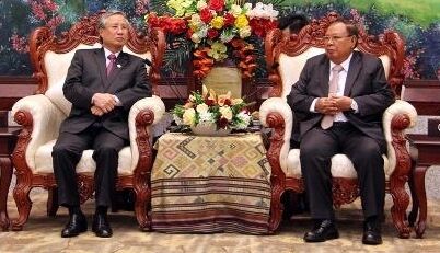 Tổng Bí thư, Chủ tịch nước Lào tiếp Đoàn đại biểu cấp cao Việt Nam