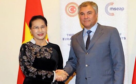 Chủ tịch Quốc hội Nguyễn Thị Kim Ngân hội kiến Chủ tịch Duma Quốc gia Nga