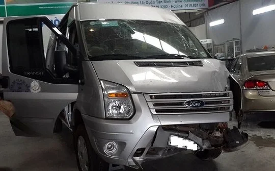 Gia Lai: Va chạm giữa 2 xe ô tô, 1 người chết, 6 người bị thương