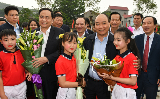 Thủ tướng dự Ngày hội Đại đoàn kết toàn dân tộc tại Bắc Giang