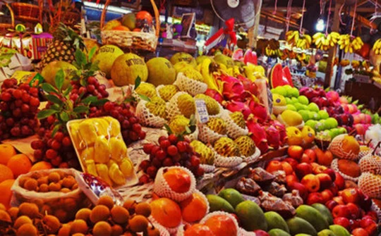 Vietnam spends over US$140 million monthly on importing fruit and vegetables