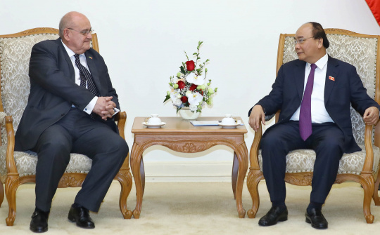 Thủ tướng Chính phủ Nguyễn Xuân Phúc tiếp Đại sứ Brazil