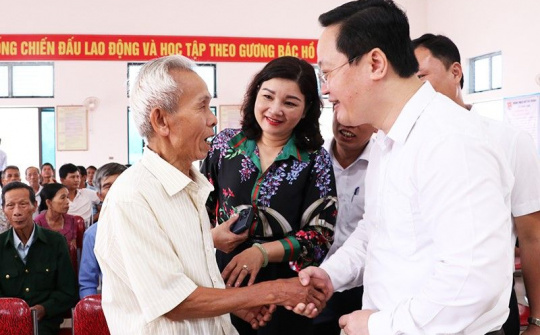 Chủ tịch UBND tỉnh Nghệ An dự ngày hội Đại đoàn kết tại Nam Đàn