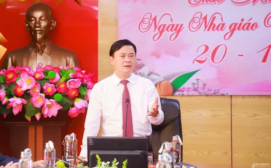 Nghệ An: Bí thư Tỉnh ủy Thái Thanh Quý chúc mừng Ngày Nhà giáo Việt Nam