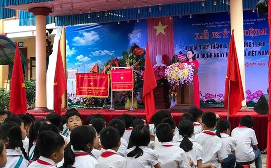 Trường Tiểu học Nguyễn Viết Xuân kỷ niệm 30 năm thành lập (1988-2018)  