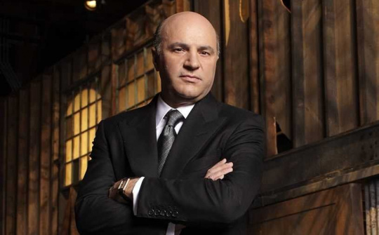 Triệu phú Mỹ khuyên muốn giàu hãy làm việc 25 giờ một ngày