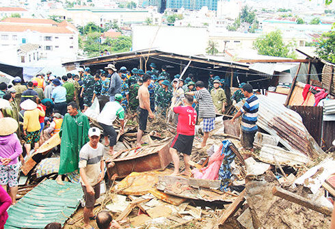 Thủ tướng gửi lời thăm hỏi, chia buồn sâu sắc tới nạn nhân mưa lũ