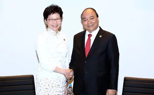 Thủ tướng Nguyễn Xuân Phúc gặp gỡ một số trưởng đoàn dự Hội nghị APEC