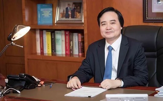 Bộ trưởng Bộ GD&ĐT gửi thư chúc mừng cán bộ, giáo viên, nhân viên ngành Giáo dục
