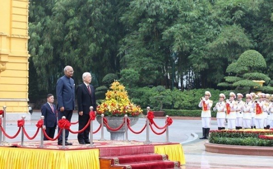Party leader, President chairs welcome ceremony for Indian President