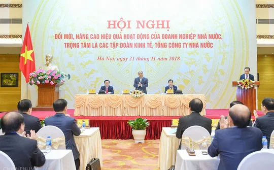 Thủ tướng Nguyễn Xuân Phúc chủ trì hội nghị đổi mới doanh nghiệp Nhà nước