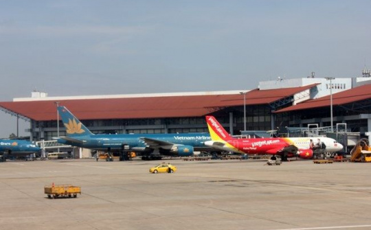 Bộ GTVT xem xét phản ánh về phân chia khai thác sân bay