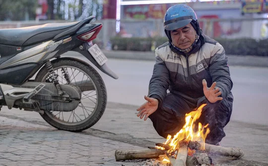 Dự báo thời tiết 24/11: Hà Nội rét 15 độ C, Trung Bộ và Nam Bộ mưa lớn