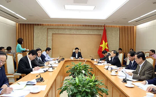 Phó Thủ tướng Phạm Bình Minh chủ trì cuộc họp về giải ngân vốn vay nước ngoài