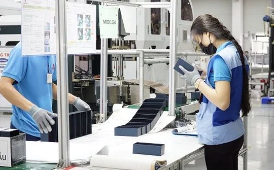 Lương duyên 'lệch pha' giữa doanh nghiệp nội và FDI