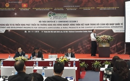 Seminars talk ways to develop strong agriculture