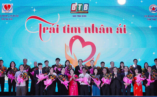 Thái Bình: Gần 4 tỷ đồng được trao cho quỹ 'Trái tim nhân ái'