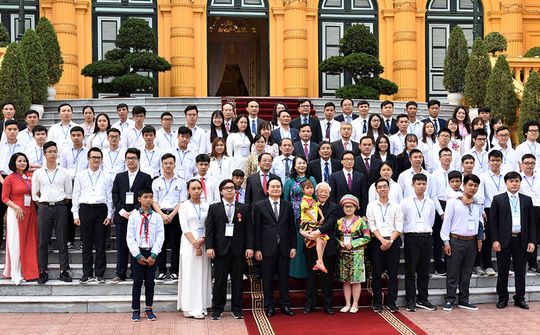 Tổng Bí thư, Chủ tịch nước gặp mặt học sinh, sinh viên tiêu biểu, xuất sắc