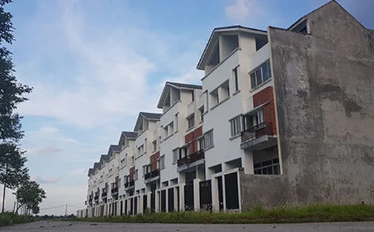Dự án chưa mở bán, sàn địa ốc đã 'dụ' khách đặt cọc cả trăm triệu đồng