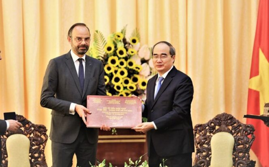 Thủ tướng Pháp cùng 40 Tập đoàn thăm TP. Hồ Chí Minh