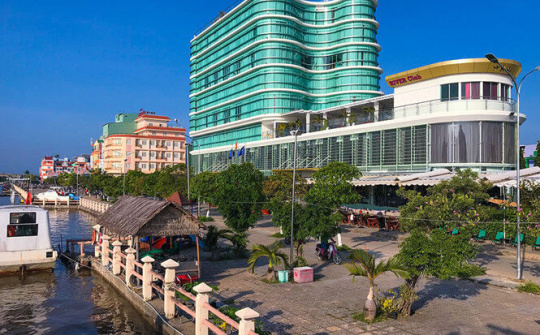 Thị xã Hà Tiên trở thành thành phố của tỉnh Kiên Giang 