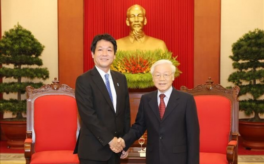 Tổng Bí thư, Chủ tịch nước Nguyễn Phú Trọng tiếp Đặc phái viên của Thủ tướng Nhật Bản