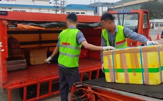 Ném hành lý của khách, 2 nhân viên Jetstar Pacific bị sa thải