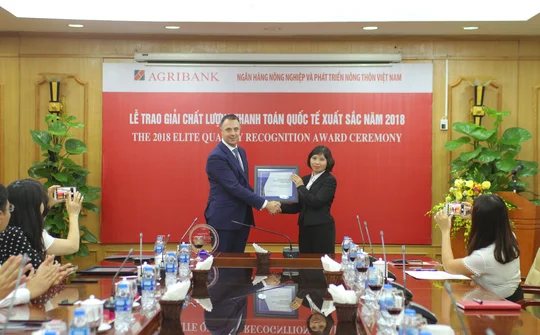 Agribank nhận giải Chất lượng thanh toán xuất sắc năm 2018