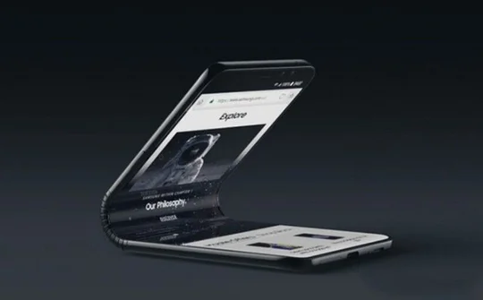 Điện thoại màn hình gập Galaxy F sẽ có màu bạc, bộ nhớ 512GB